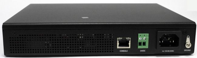 Порт RJ-45 в ES-8-150W